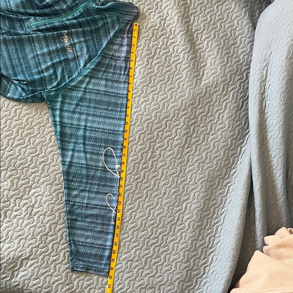 Striped Blue Men's Rash Guard - Picture 6 of 6